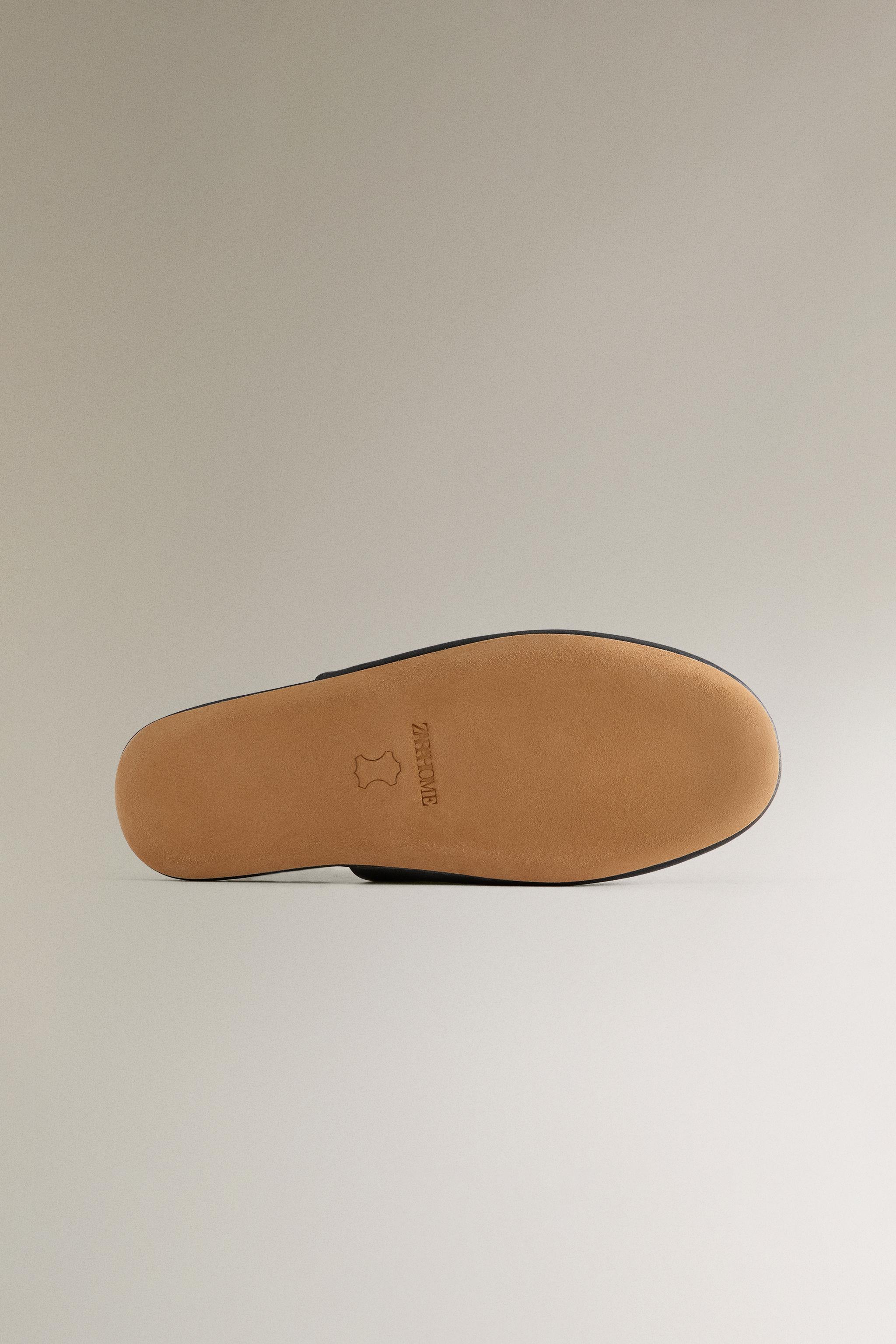 LEATHER MULE SLIPPERS